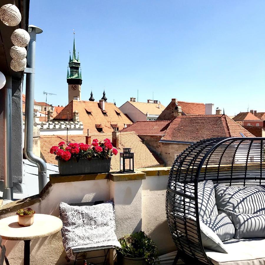 Boutique Apartments U Rolanda, Mikulasske Namesti Znojmo Dış mekan fotoğraf