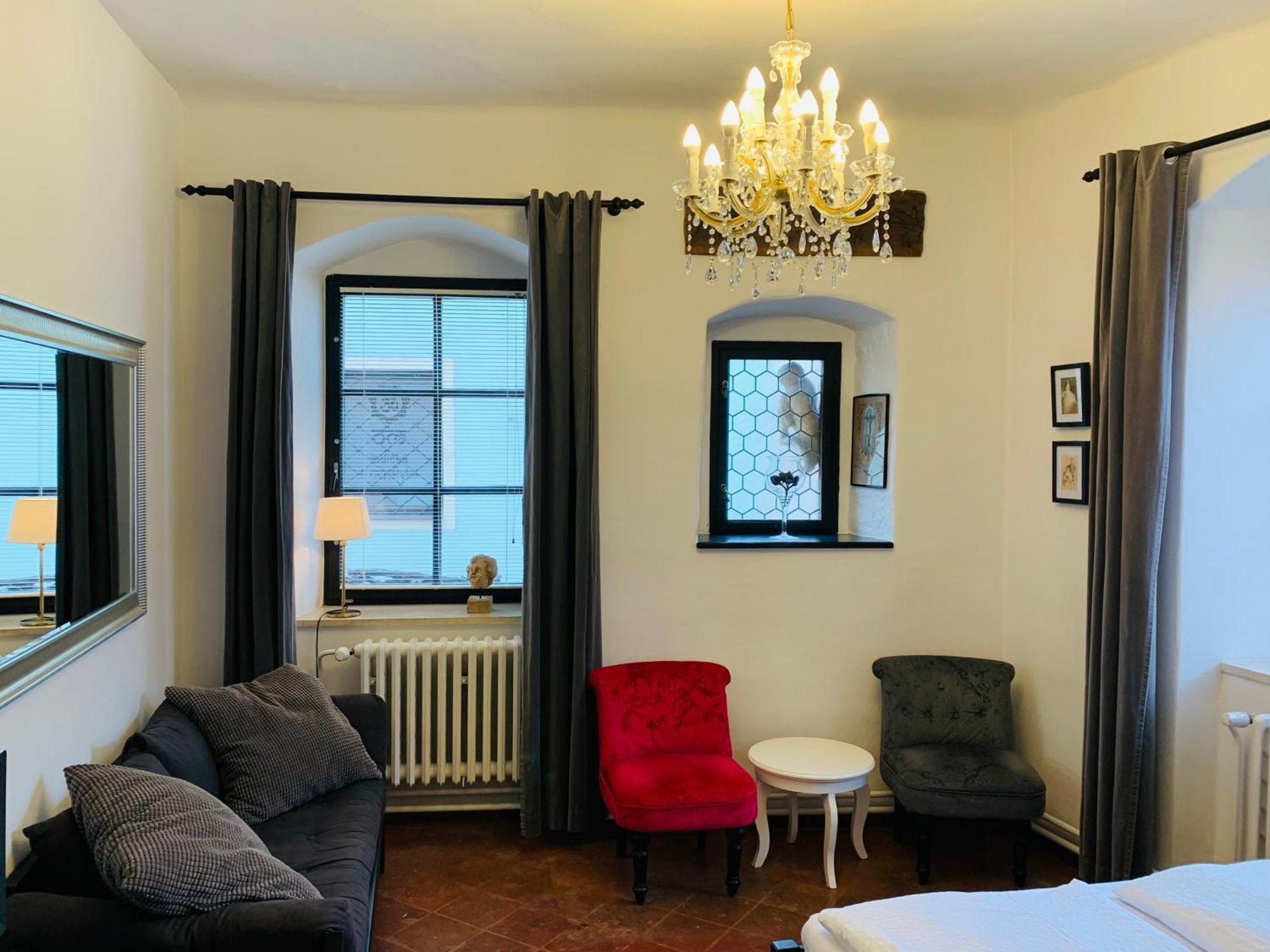 Boutique Apartments U Rolanda, Mikulasske Namesti Znojmo Dış mekan fotoğraf